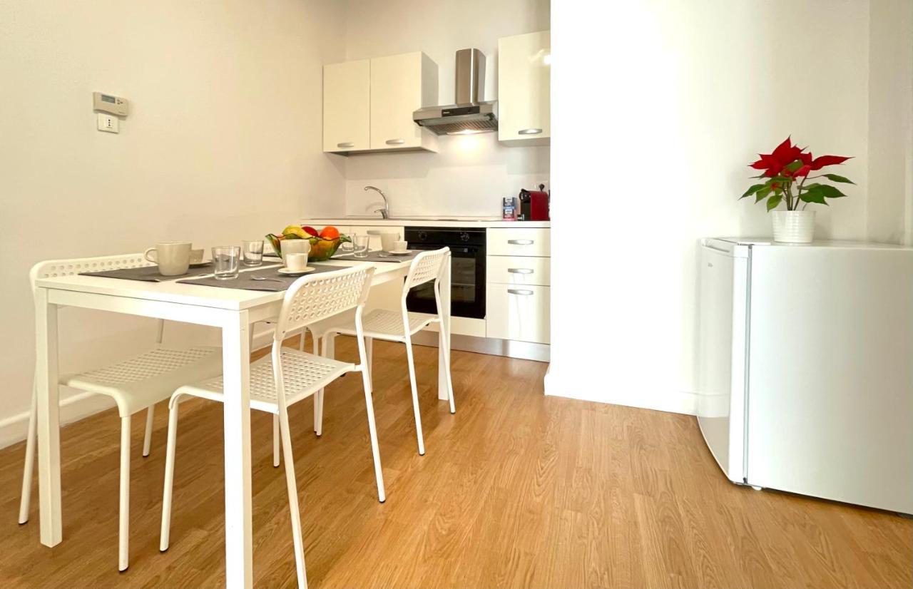 Civico40Apartment เลชเช ภายนอก รูปภาพ